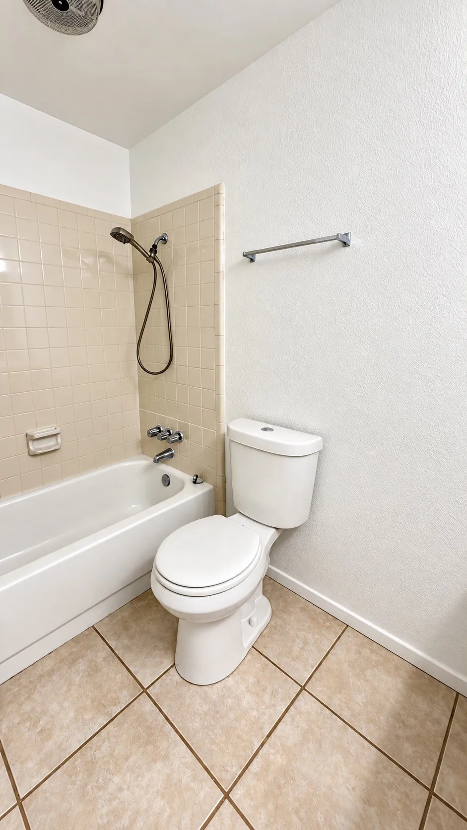 6432 Grasshopper Drive Watauga, TX 76148