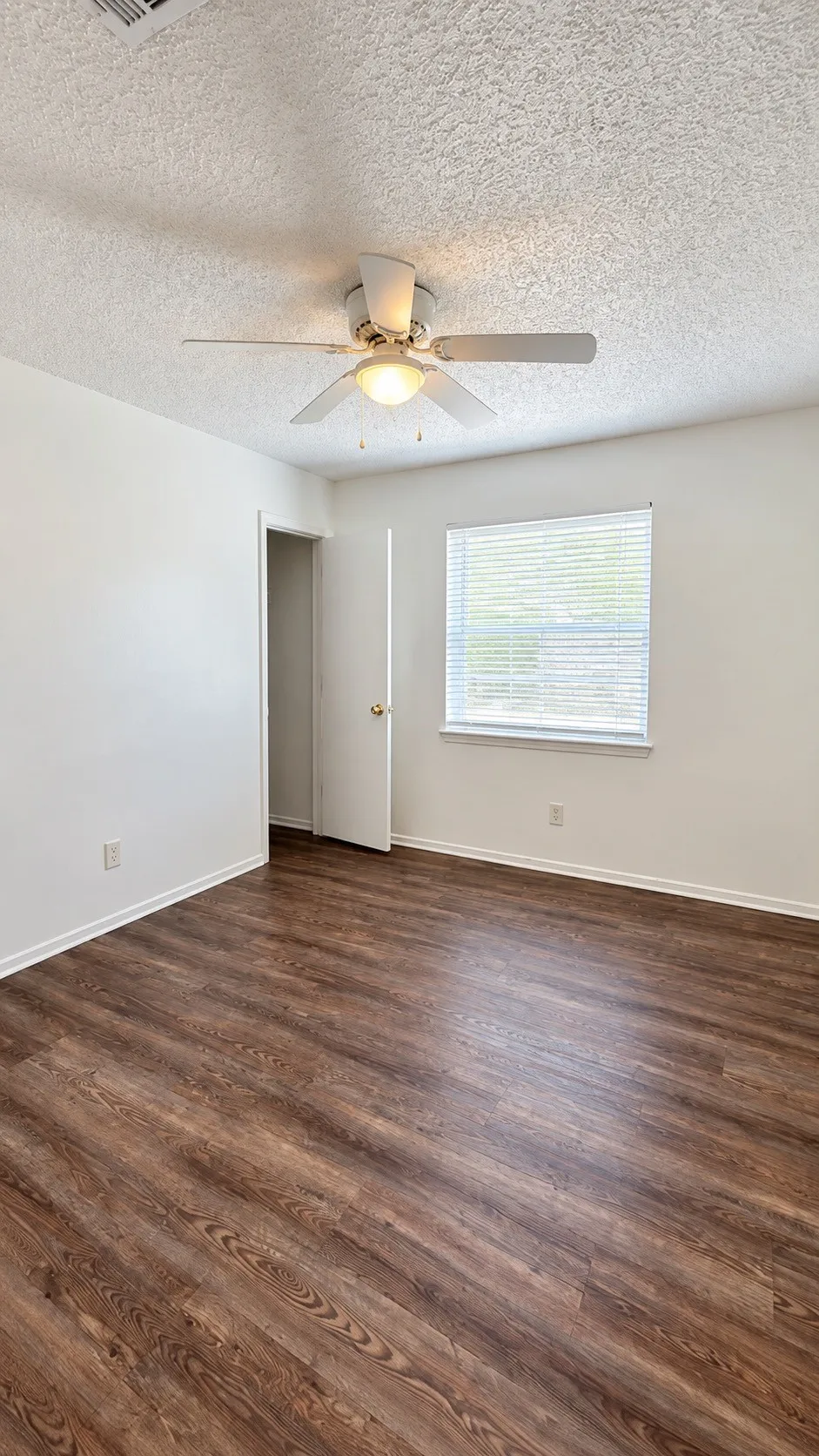6432 Grasshopper Drive Watauga, TX 76148