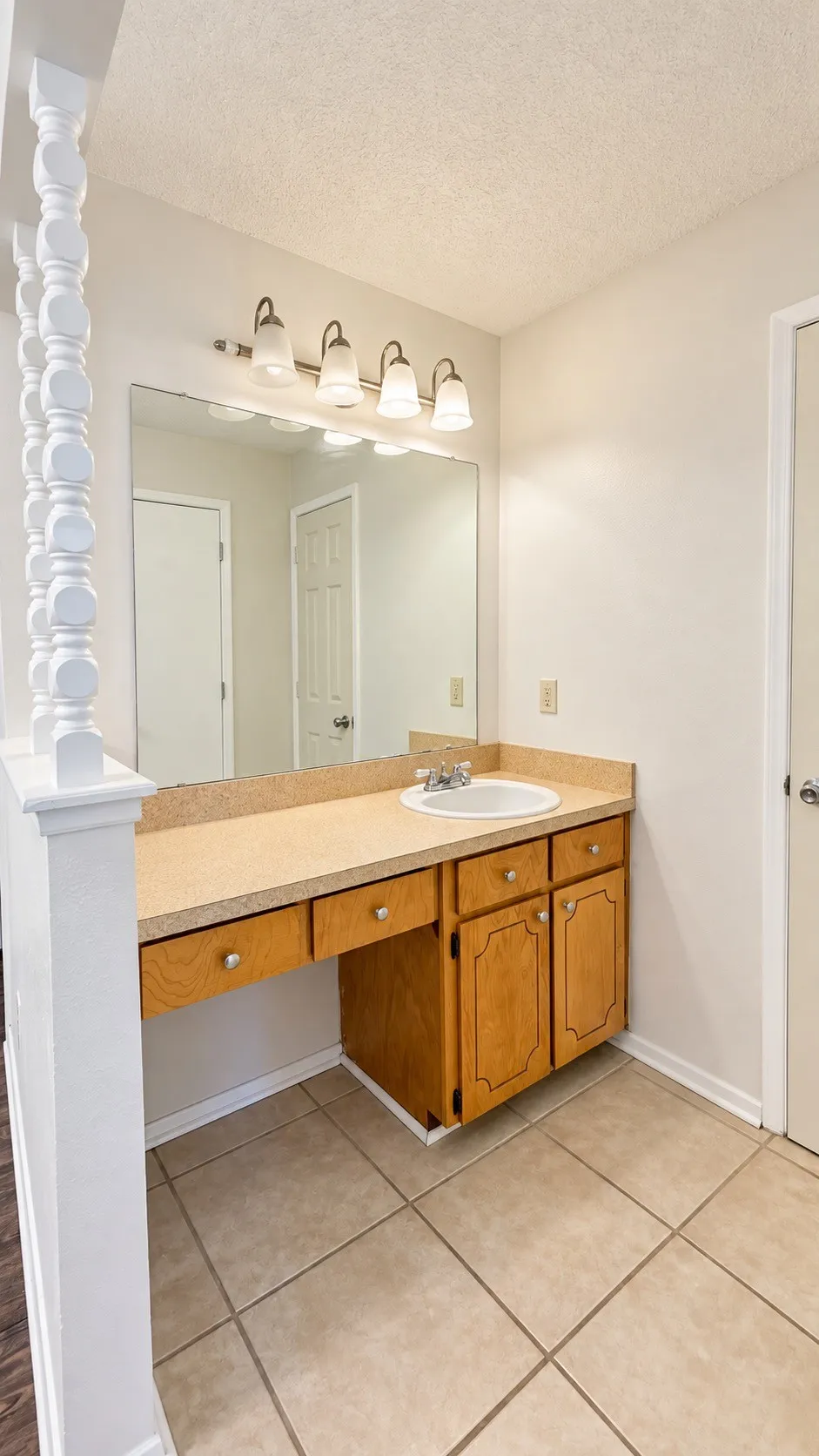 6432 Grasshopper Drive Watauga, TX 76148