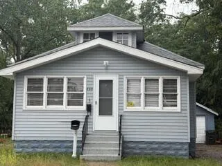 889 Fleming Avenue