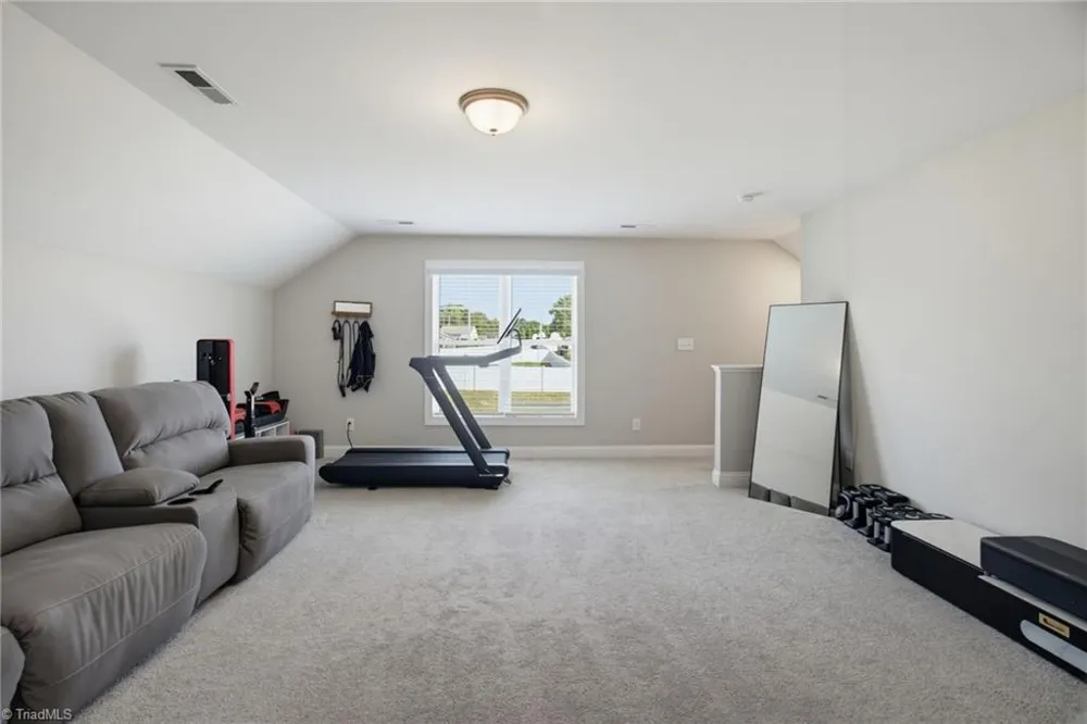 252 Rosewood Drive Winston-Salem, NC 27127