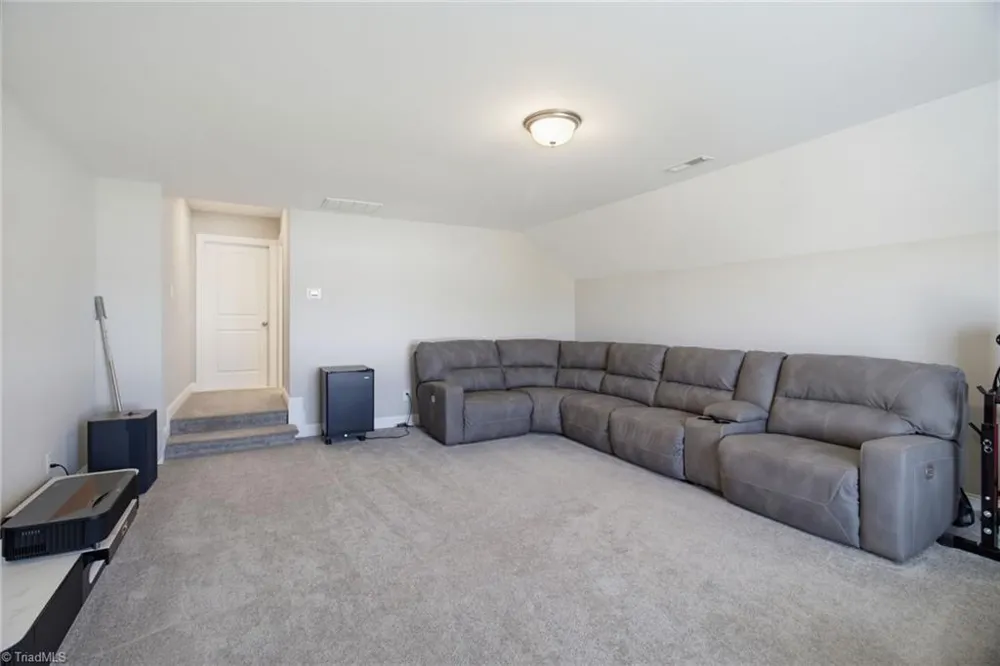 252 Rosewood Drive Winston-Salem, NC 27127