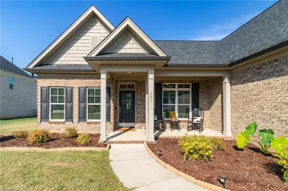 252 Rosewood Drive Winston-Salem, NC 27127