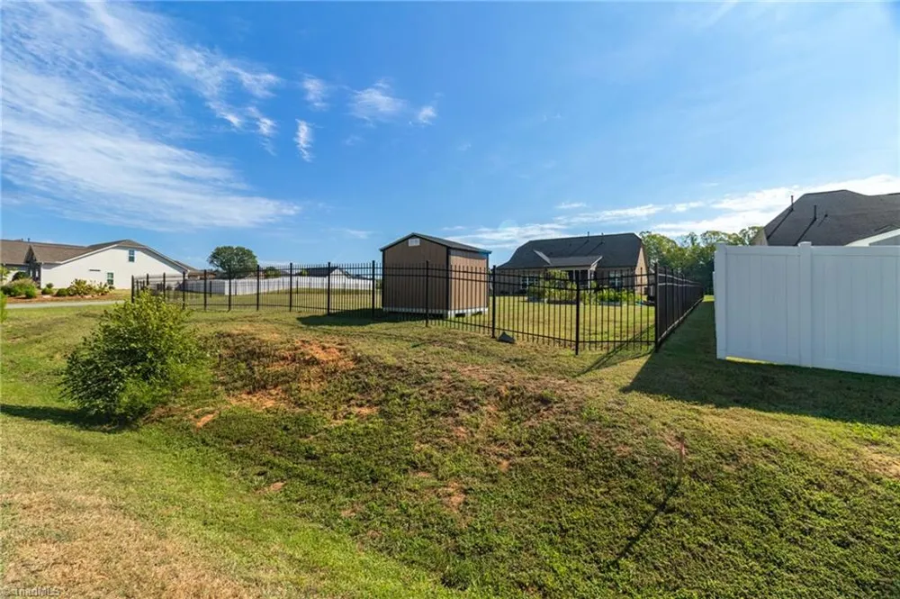 252 Rosewood Drive Winston-Salem, NC 27127