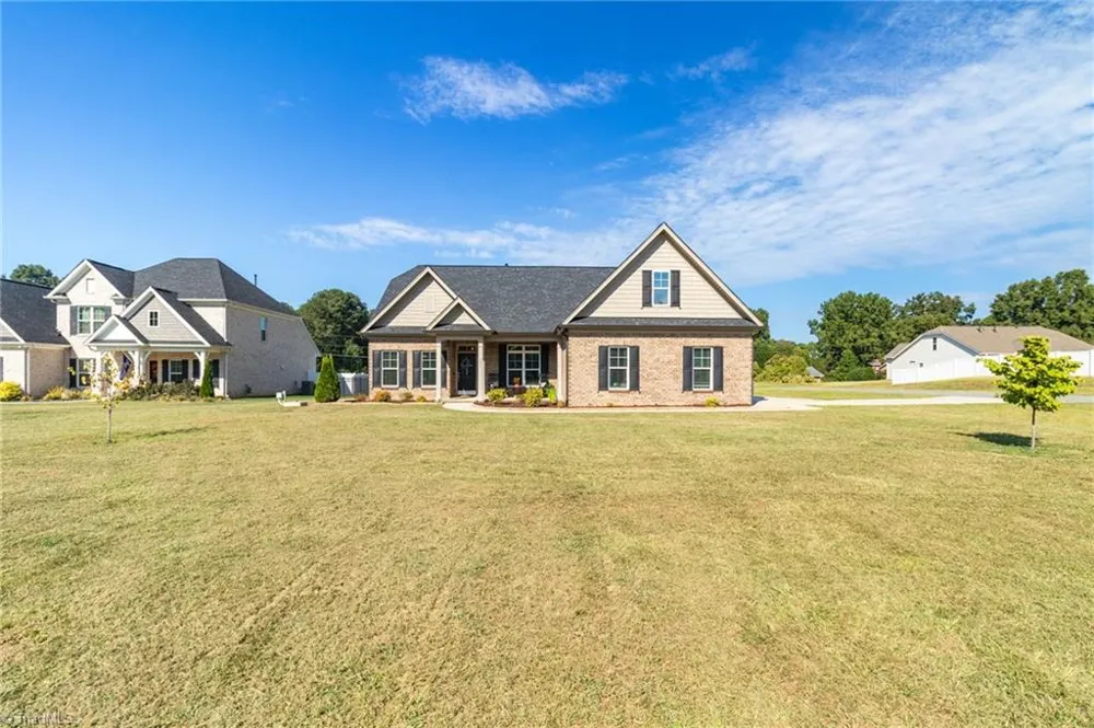 252 Rosewood Drive Winston-Salem, NC 27127