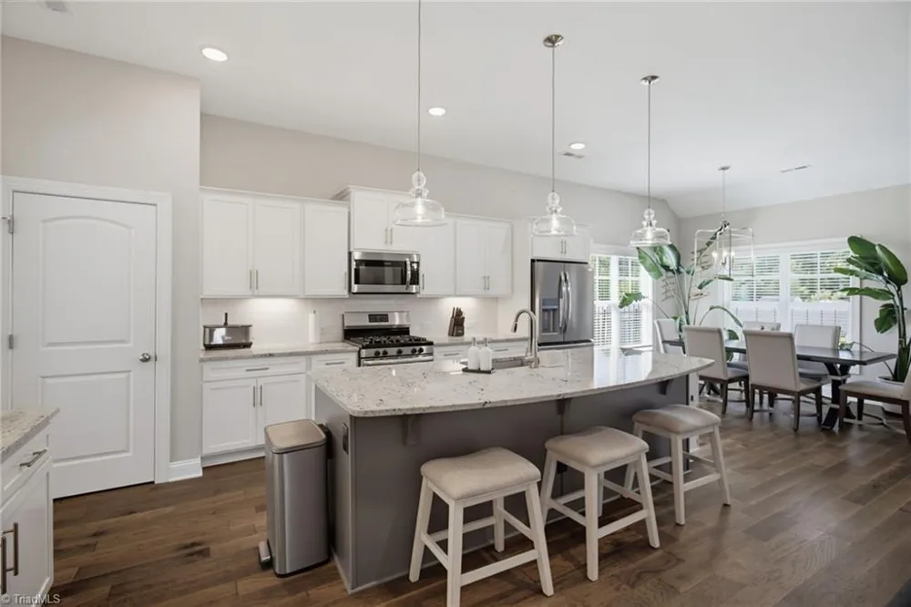 252 Rosewood Drive Winston-Salem, NC 27127