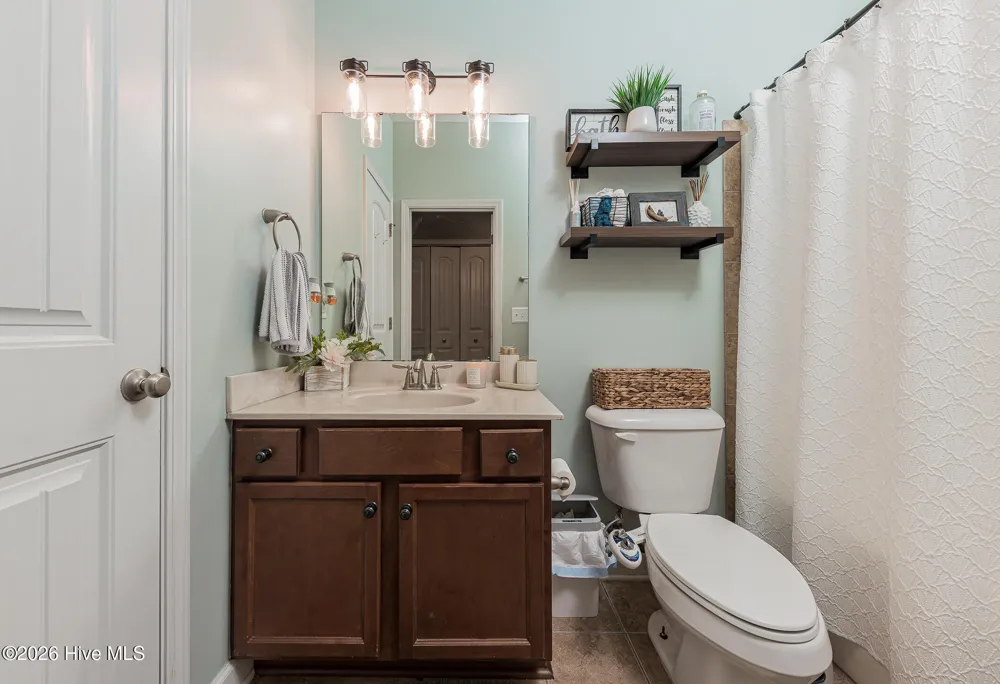 414 Fawns Creek Chase Jacksonville, NC 28540