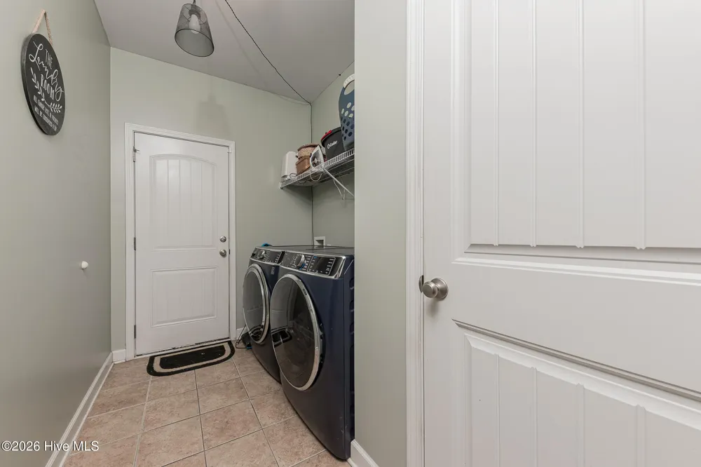 414 Fawns Creek Chase Jacksonville, NC 28540