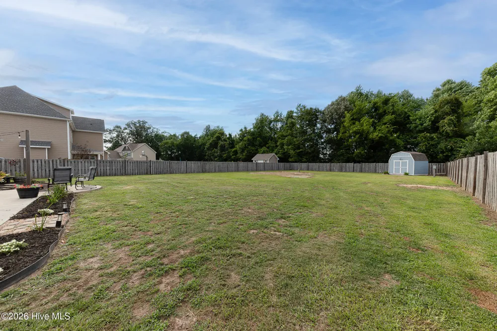 414 Fawns Creek Chase Jacksonville, NC 28540