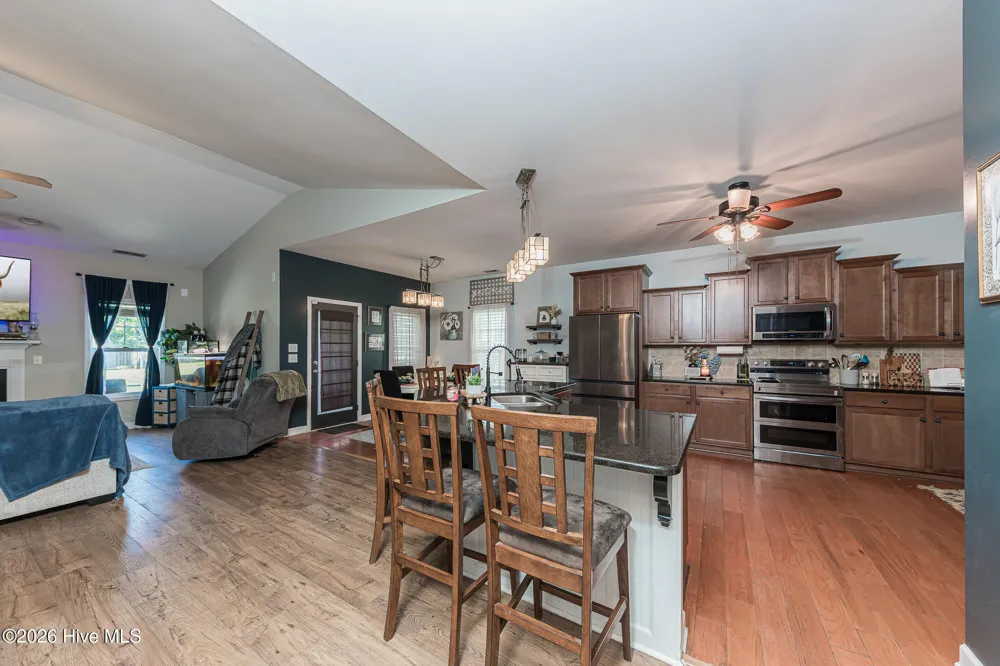 414 Fawns Creek Chase Jacksonville, NC 28540