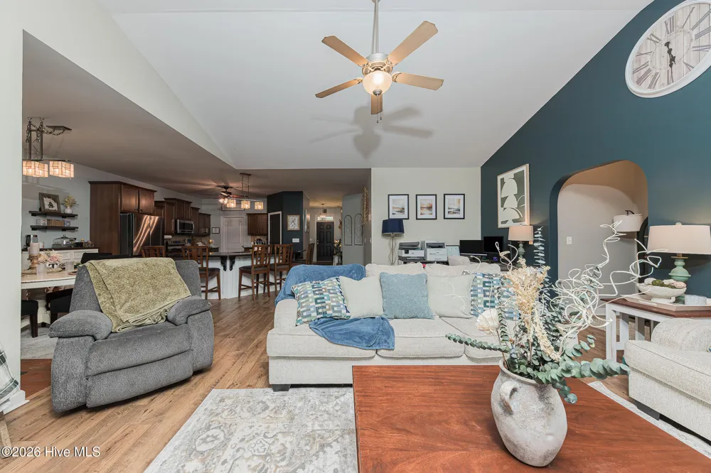 414 Fawns Creek Chase Jacksonville, NC 28540