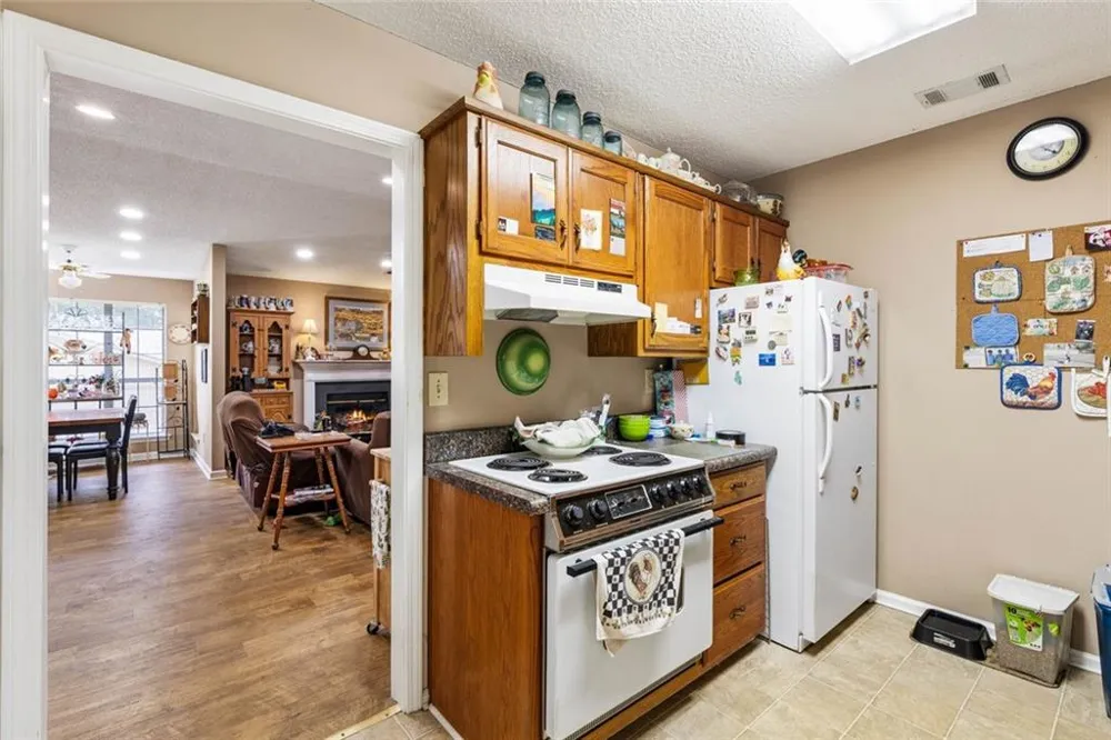2235 Old Hamilton Place #400D Gainesville, GA 30507