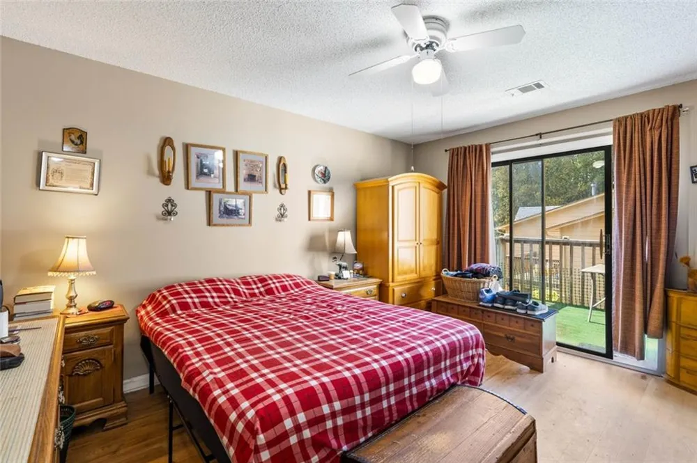 2235 Old Hamilton Place #400D Gainesville, GA 30507