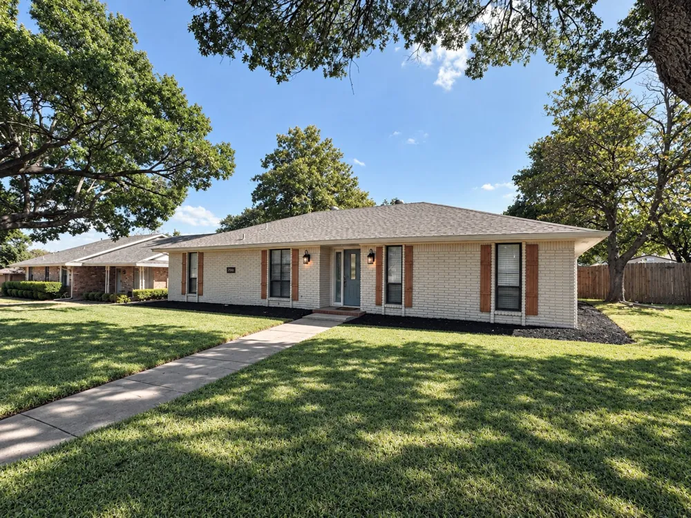 1830 Altadena Lane Dallas, TX 75232