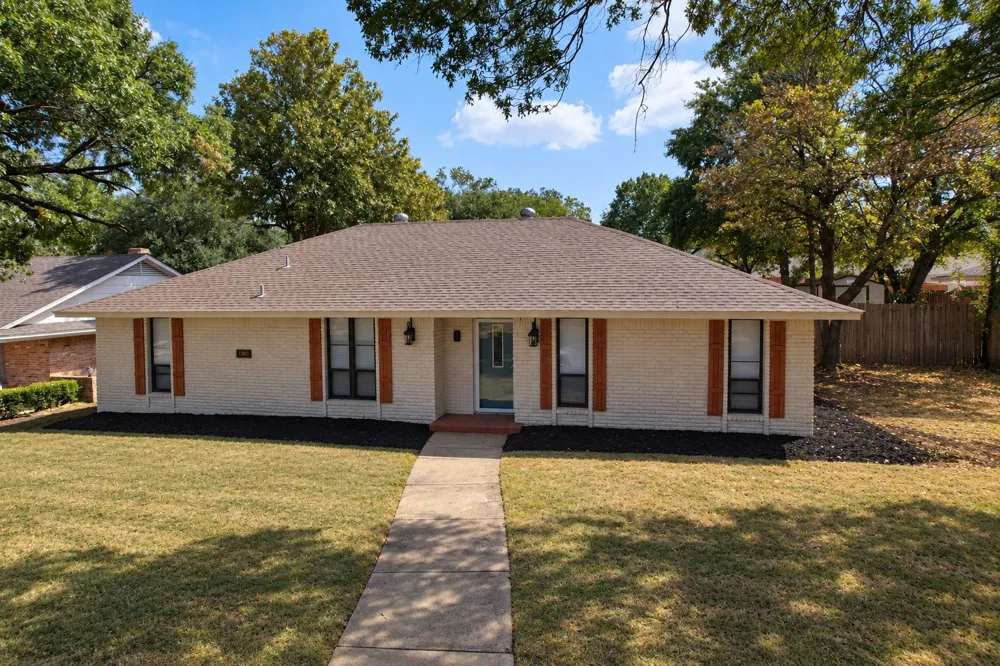 1830 Altadena Lane Dallas, TX 75232