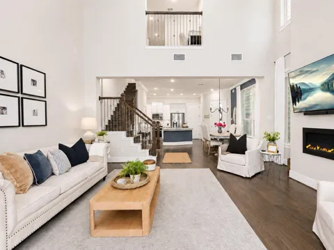 3504 Vista Terrace Lane