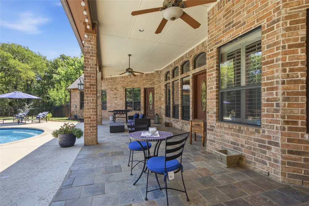 2050 E Oak Shores Drive Cross Roads, TX 76227