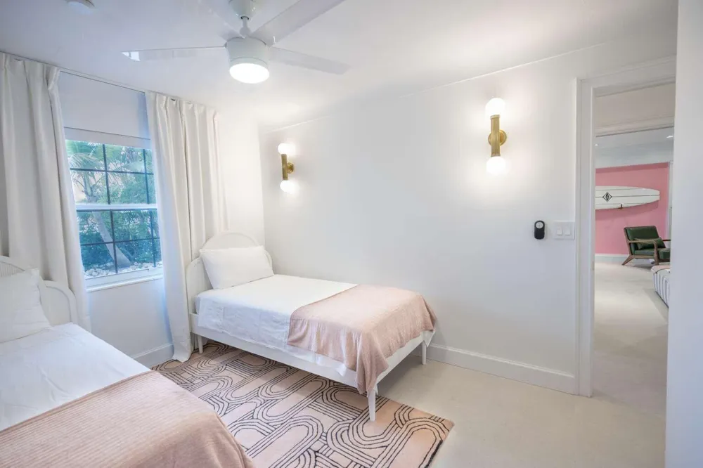 247 SE 3RD AVENUE Delray Beach, FL 33483