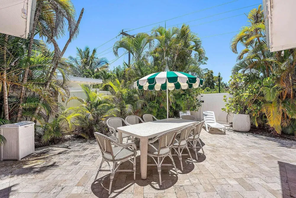 247 SE 3RD AVENUE Delray Beach, FL 33483