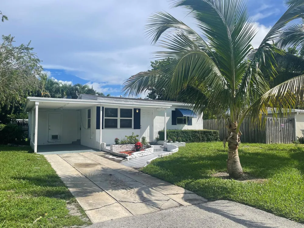 1481 NE 27TH STREET Pompano Beach, FL 33064