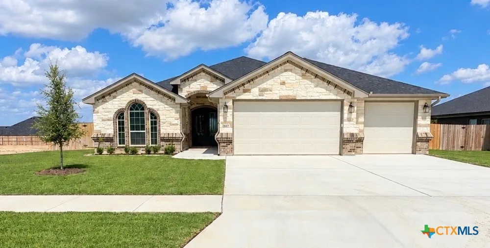 8003 Kelly Herring Lane Killeen, TX 76542