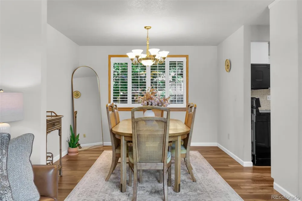 8923 W Warren Drive Lakewood, CO 80227