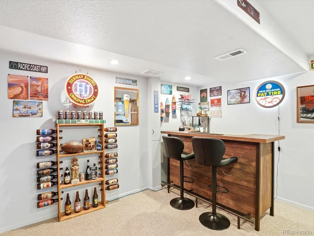 8923 W Warren Drive Lakewood, CO 80227