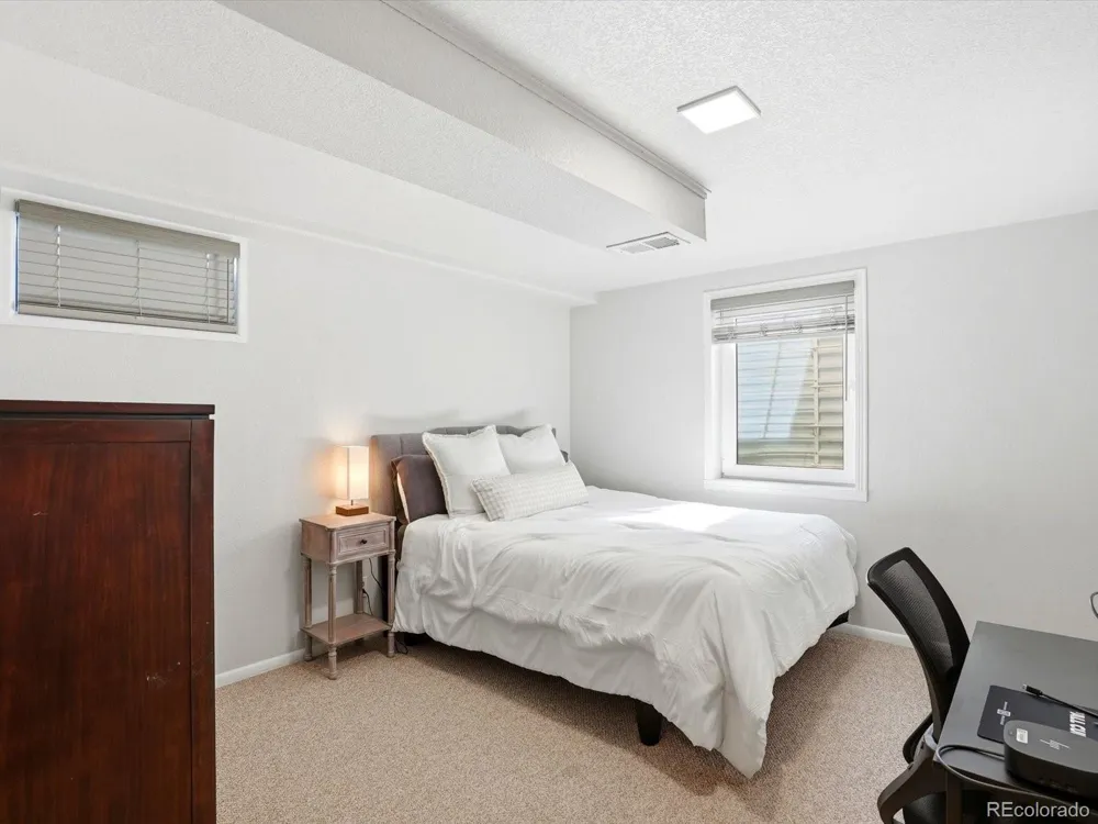 8923 W Warren Drive Lakewood, CO 80227