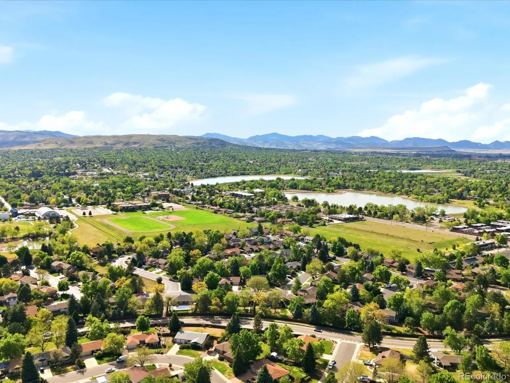 8923 W Warren Drive Lakewood, CO 80227