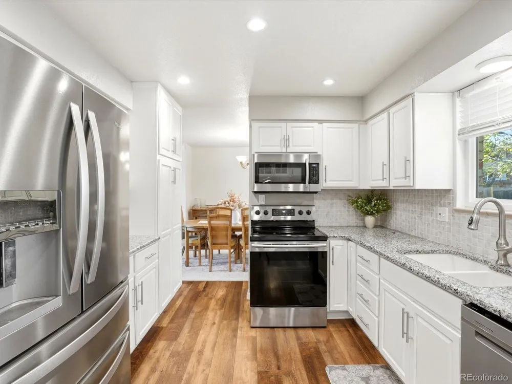 8923 W Warren Drive Lakewood, CO 80227