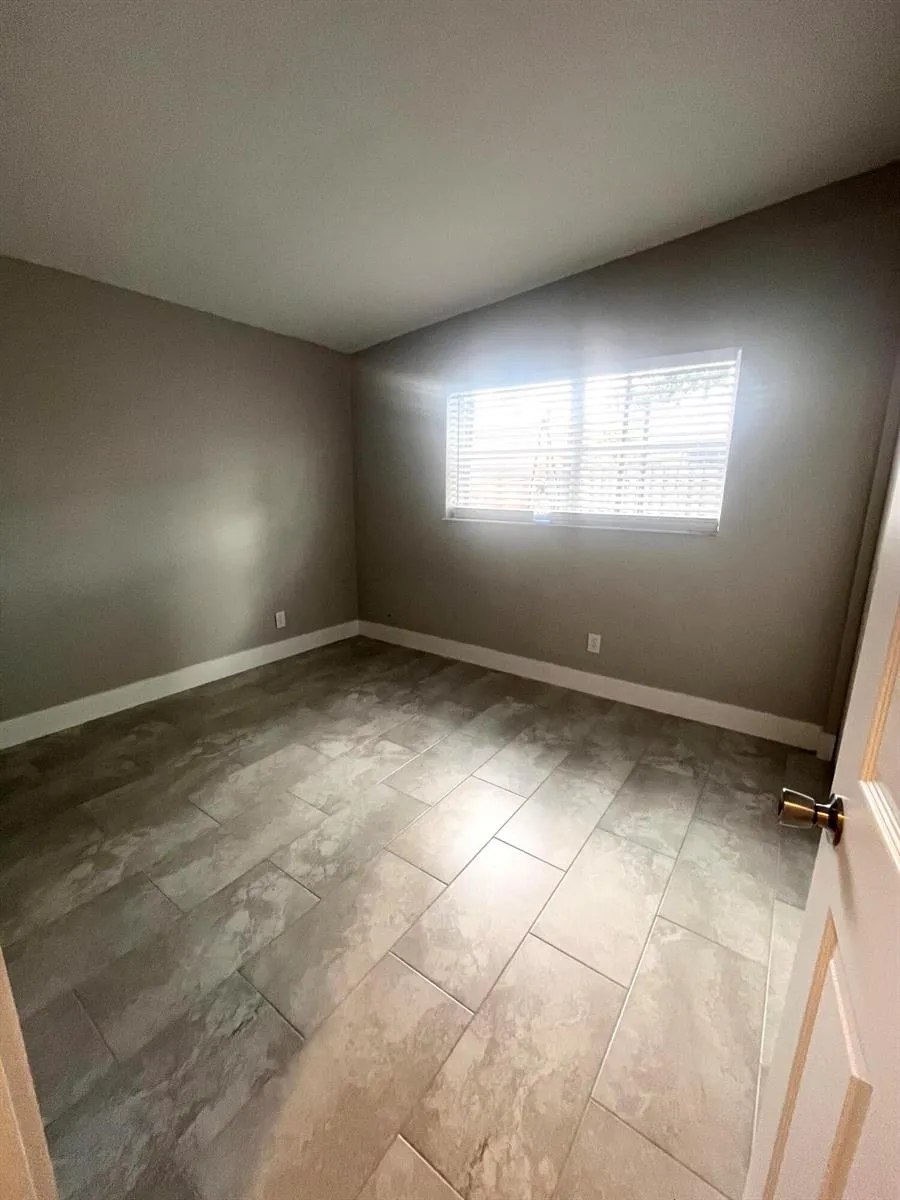 3765 NE 18th Avenue Pompano Beach, FL 33064