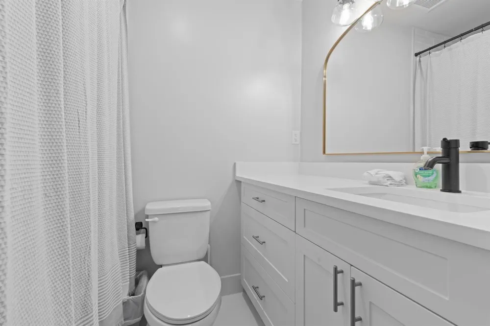 1814 SE 7th Street Pompano Beach, FL 33060