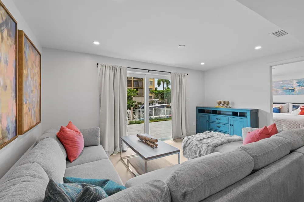 1814 SE 7th Street Pompano Beach, FL 33060