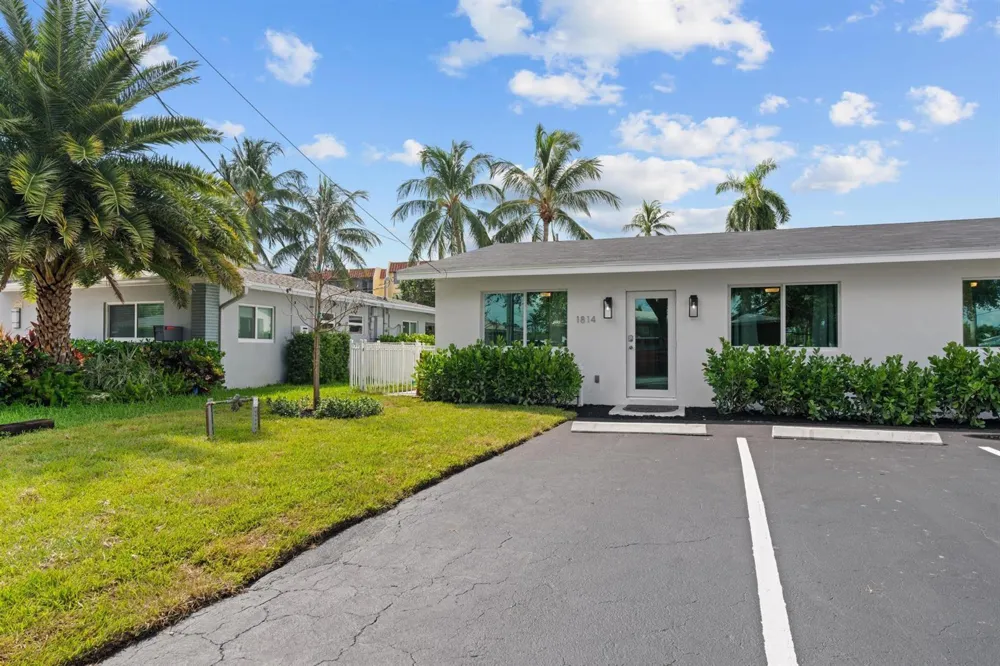 1814 SE 7th Street Pompano Beach, FL 33060