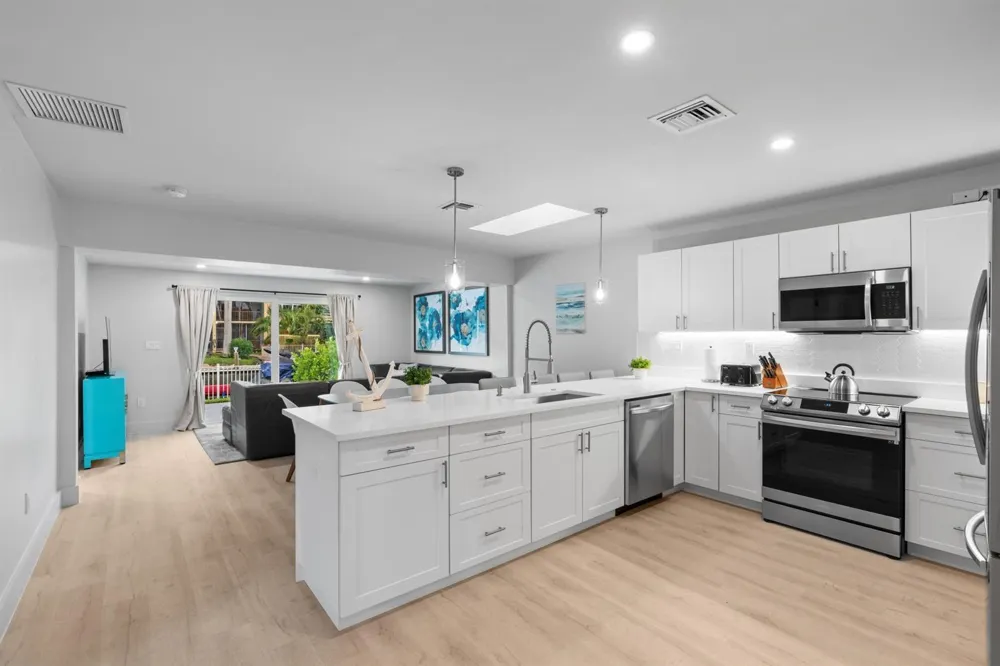 1814 SE 7th Street Pompano Beach, FL 33060
