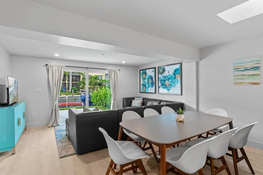 1814 SE 7th Street Pompano Beach, FL 33060