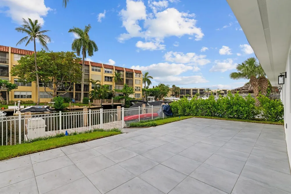1814 SE 7th Street Pompano Beach, FL 33060