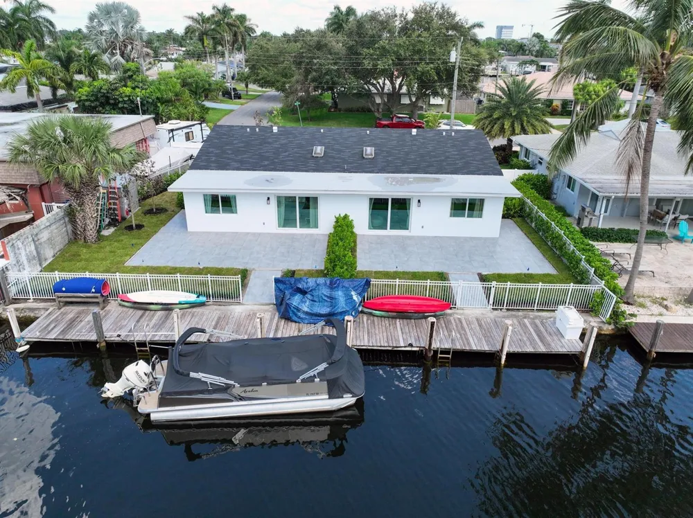 1814 SE 7th Street Pompano Beach, FL 33060