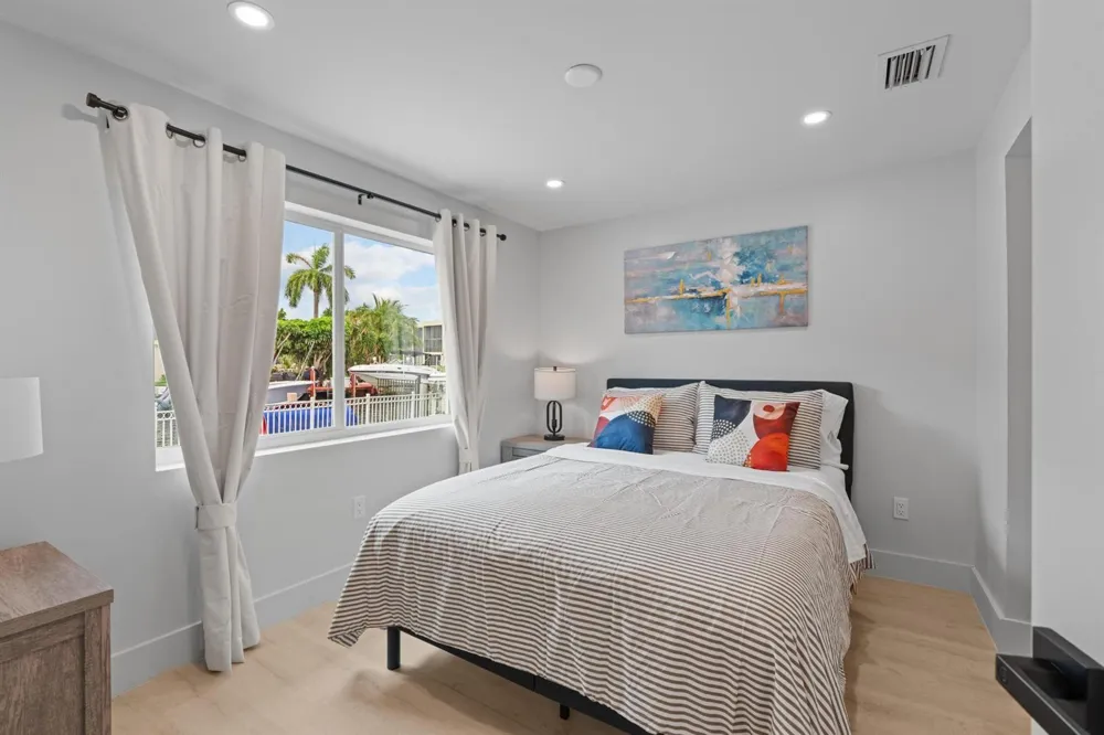 1814 SE 7th Street Pompano Beach, FL 33060