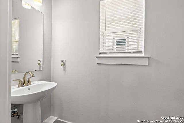 415 Ira Ave #UNIT 2102 San Antonio, TX 78209
