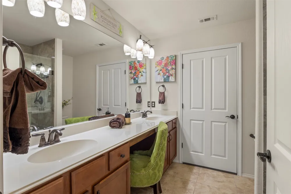 146 Montague Lane Frisco, TX 75036