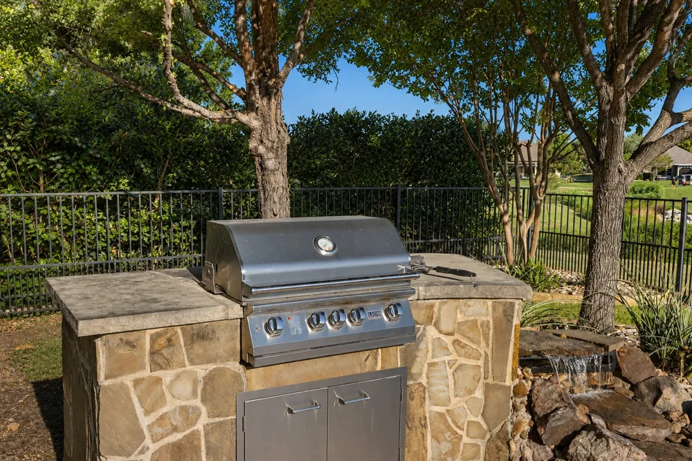 8908 Crestview Denton, TX 76207