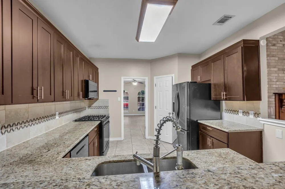 23915 Spring Oak Drive Spring, TX 77373