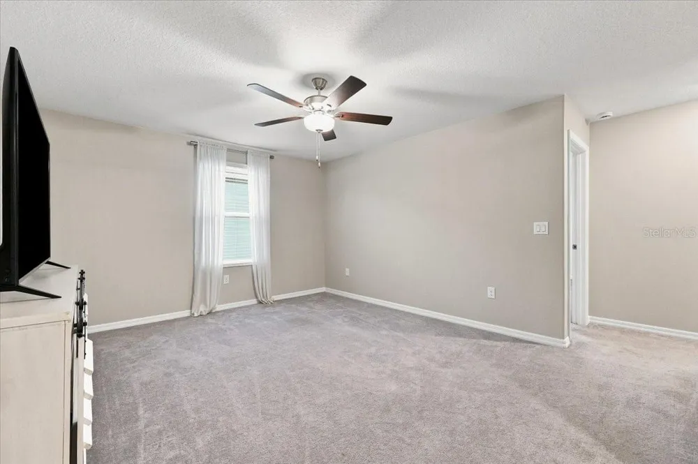 1736 RED LOOP Lakeland, FL 33801