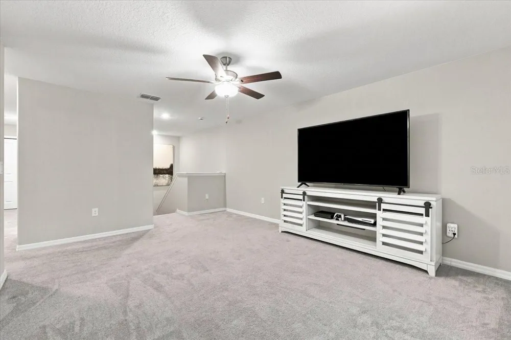 1736 RED LOOP Lakeland, FL 33801