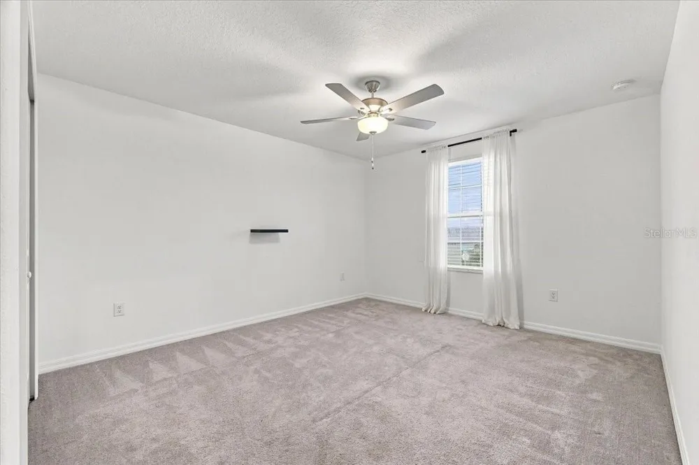 1736 RED LOOP Lakeland, FL 33801