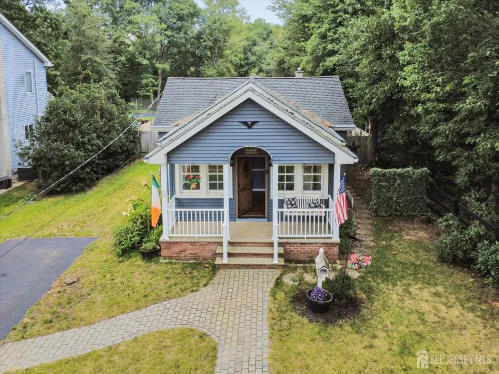 74 Walnut Street Spotswood, NJ 08884