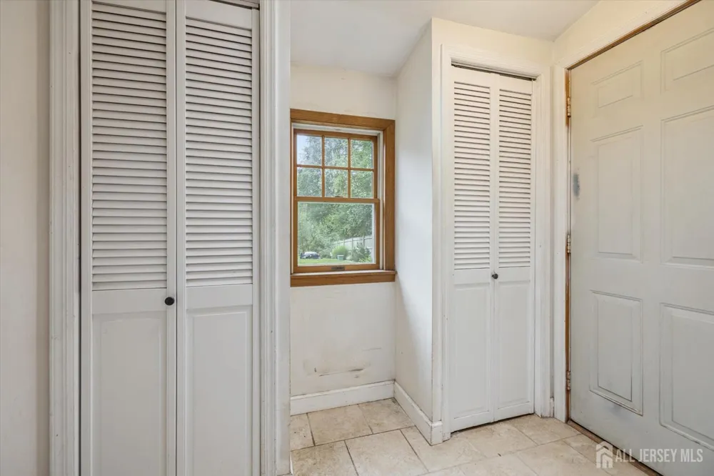 74 Walnut Street Spotswood, NJ 08884