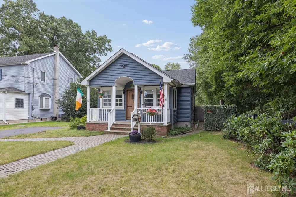 74 Walnut Street Spotswood, NJ 08884