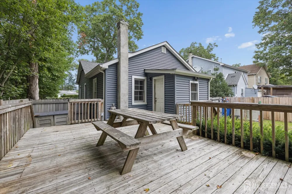 74 Walnut Street Spotswood, NJ 08884